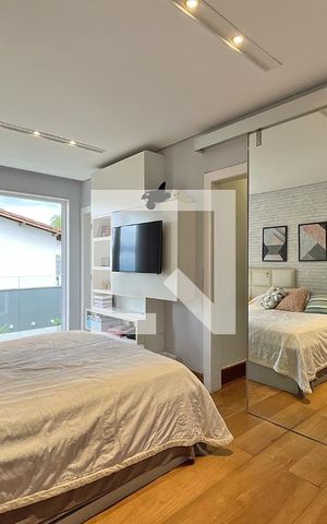 Casa à venda com 600m², 4 quartos e 4 vagas Casa à venda com 600m², 4 quartos e 4 vagasSuíte 2