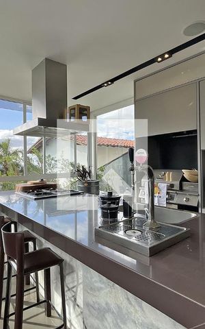 Casa à venda com 600m², 4 quartos e 4 vagas Casa à venda com 600m², 4 quartos e 4 vagasEspaço Gourmet