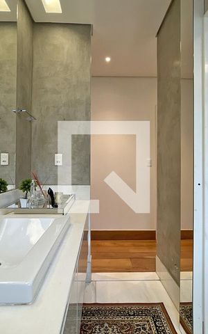 Casa à venda com 600m², 4 quartos e 4 vagas Casa à venda com 600m², 4 quartos e 4 vagasBanheiro Social - Toucador