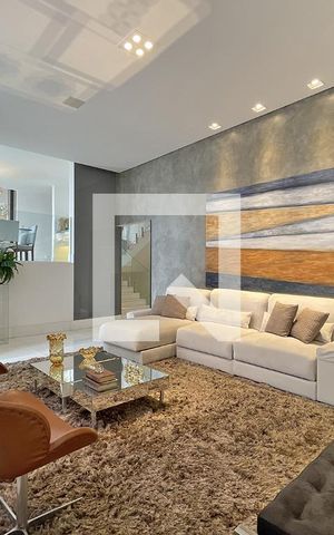 Casa à venda com 600m², 4 quartos e 4 vagas Casa à venda com 600m², 4 quartos e 4 vagasSala de estar