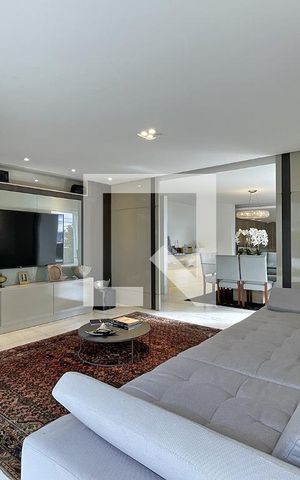Casa à venda com 600m², 4 quartos e 4 vagas Casa à venda com 600m², 4 quartos e 4 vagasSala - Home Theater