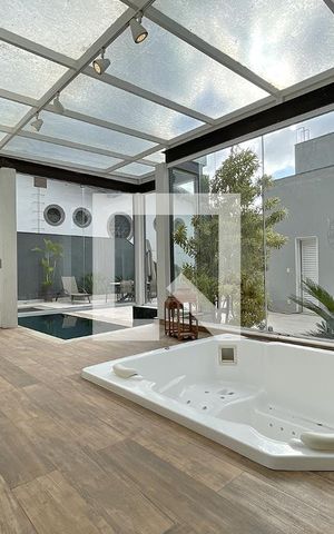 Casa à venda com 600m², 4 quartos e 4 vagas Casa à venda com 600m², 4 quartos e 4 vagasSPA