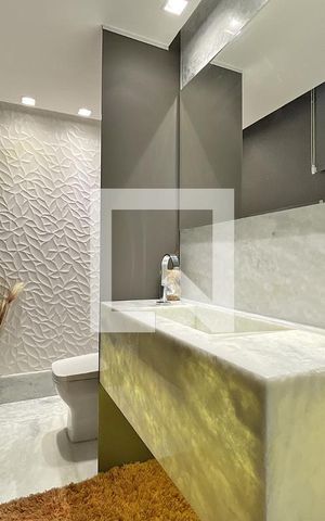 Casa à venda com 600m², 4 quartos e 4 vagas Casa à venda com 600m², 4 quartos e 4 vagasLavabo - Sala de estar