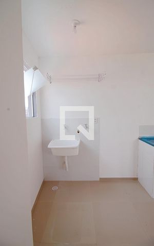 Studio para alugar com 43m², 1 quarto e sem vaga Studio para alugar com 43m², 1 quarto e sem vagaCozinha e Área de Serviço