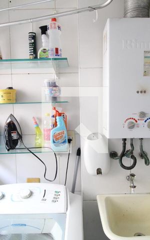 Apartamento à venda com 77m², 3 quartos e 1 vagaÁrea de Serviço