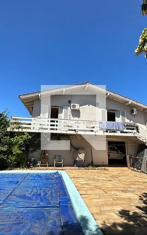 Casa à venda com 270m², 3 quartos e 2 vagasQuintal