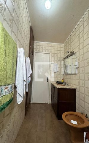 Casa à venda com 270m², 3 quartos e 2 vagasBanheiro