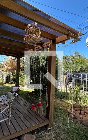 Casa à venda com 270m², 3 quartos e 2 vagasQuintal