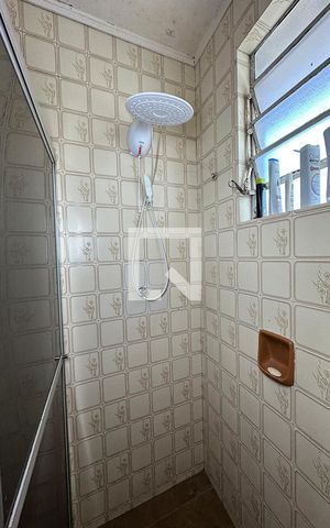 Casa à venda com 270m², 3 quartos e 2 vagasBanheiro