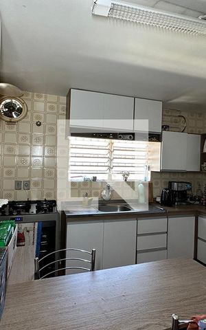Casa à venda com 270m², 3 quartos e 2 vagasCozinha