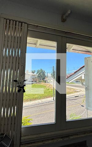 Casa à venda com 270m², 3 quartos e 2 vagasquarto