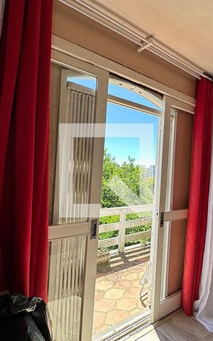 Casa à venda com 270m², 3 quartos e 2 vagasquarto 2