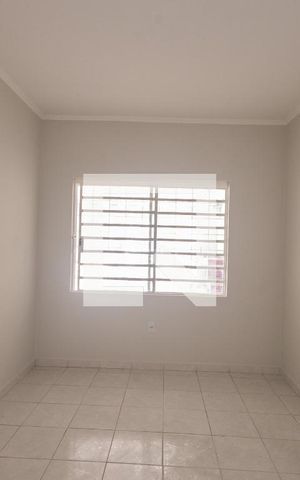 Casa à venda com 100m², 2 quartos e sem vaga Casa à venda com 100m², 2 quartos e sem vagaSala reversivel 2