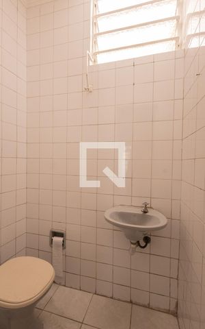 Casa à venda com 100m², 2 quartos e sem vaga Casa à venda com 100m², 2 quartos e sem vagaLavabo