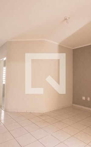 Casa à venda com 100m², 2 quartos e sem vaga Casa à venda com 100m², 2 quartos e sem vagaSala