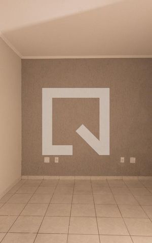 Casa à venda com 100m², 2 quartos e sem vaga Casa à venda com 100m², 2 quartos e sem vagaSala