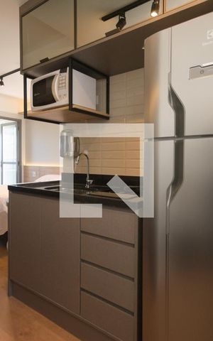 Studio para alugar com 27m², 1 quarto e sem vaga Studio para alugar com 27m², 1 quarto e sem vagaCozinha