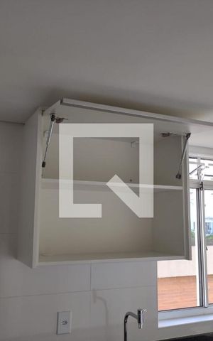 Apartamento à venda com 57m², 2 quartos e 2 vagas Apartamento à venda com 57m², 2 quartos e 2 vagasCozinha