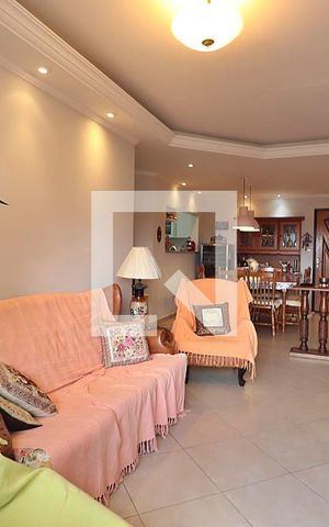 Apartamento à venda com 200m², 3 quartos e 2 vagasSala