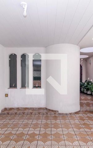 Casa à venda com 170m², 3 quartos e 2 vagas Casa à venda com 170m², 3 quartos e 2 vagasGaragem