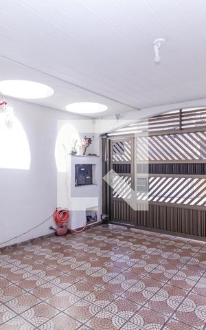 Casa à venda com 170m², 3 quartos e 2 vagas Casa à venda com 170m², 3 quartos e 2 vagasGaragem