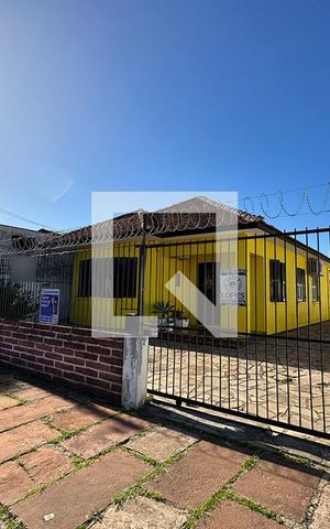 Casa para alugar com 180m², 3 quartos e 3 vagasFachada