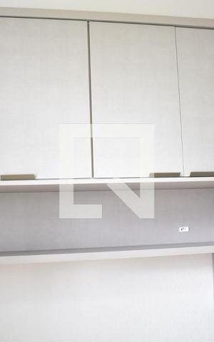 Apartamento à venda com 45m², 2 quartos e 1 vagaQuarto 1 - Armários