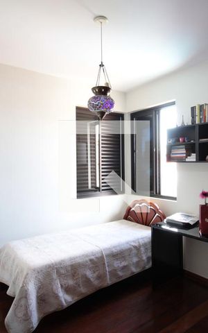 Casa à venda com 285m², 4 quartos e 4 vagasQuarto 3