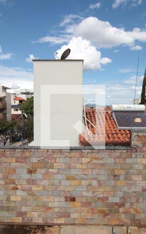 Casa à venda com 285m², 4 quartos e 4 vagasVista 