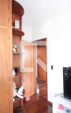 Casa à venda com 285m², 4 quartos e 4 vagasQuarto 3