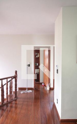 Casa à venda com 285m², 4 quartos e 4 vagasSala 2