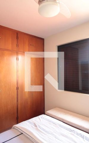 Casa à venda com 285m², 4 quartos e 4 vagasSuíte 