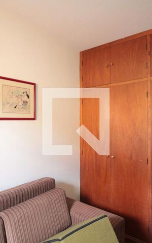 Casa à venda com 285m², 4 quartos e 4 vagasQuarto 