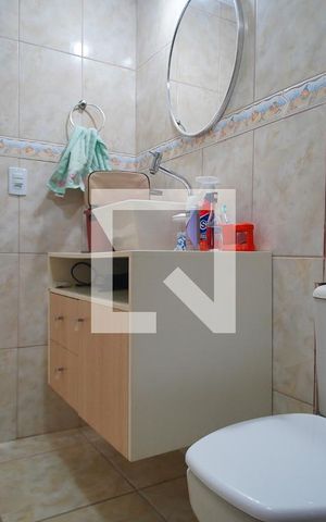 Apartamento à venda com 78m², 2 quartos e sem vagaBanheiro
