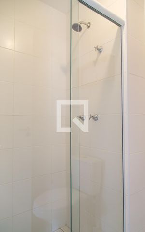 Apartamento para alugar com 56m², 2 quartos e sem vagaBanheiro