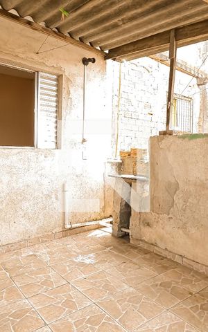 Casa para alugar com 76m², 2 quartos e sem vaga Casa para alugar com 76m², 2 quartos e sem vagaÁrea de Serviço
