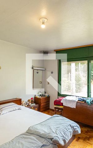 Casa à venda com 277m², 5 quartos e 3 vagas Casa à venda com 277m², 5 quartos e 3 vagasQuarto 2
