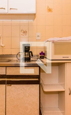 Apartamento à venda com 45m², 1 quarto e sem vaga Apartamento à venda com 45m², 1 quarto e sem vagaCozinha