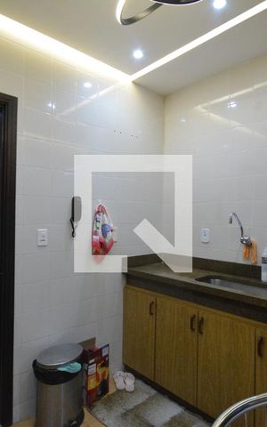 Apartamento à venda com 200m², 3 quartos e 2 vagasCozinha