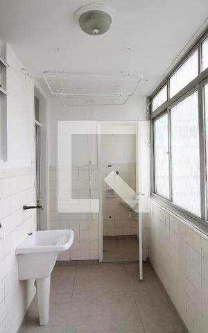 Apartamento para alugar com 100m², 2 quartos e 1 vagaÁrea de Serviço
