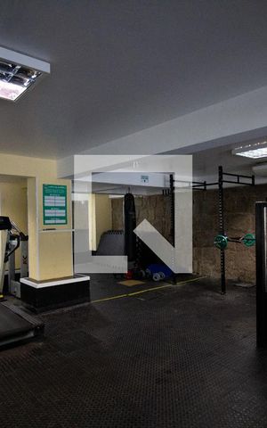 Casa de condomínio para alugar com 240m², 4 quartos e 2 vagas Casa de condomínio para alugar com 240m², 4 quartos e 2 vagasÁrea Comum - Academia