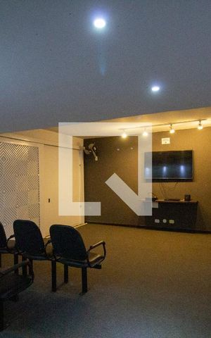 Casa de condomínio para alugar com 240m², 4 quartos e 2 vagas Casa de condomínio para alugar com 240m², 4 quartos e 2 vagasÁrea Comum - Cinema