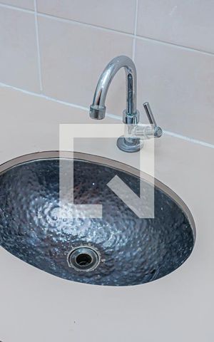 Apartamento à venda com 55m², 2 quartos e 1 vaga Apartamento à venda com 55m², 2 quartos e 1 vagaBanheiro