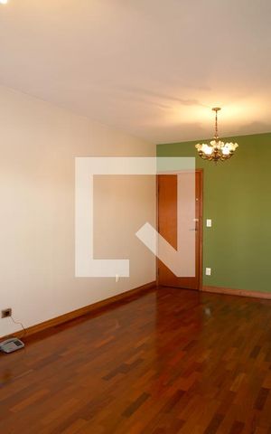 Apartamento para alugar com 95m², 2 quartos e 1 vagaSala