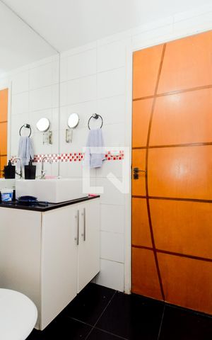 Apartamento para alugar com 47m², 2 quartos e 1 vagaBanheiro