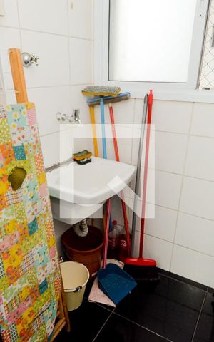 Apartamento para alugar com 47m², 2 quartos e 1 vagaÁrea de Serviço