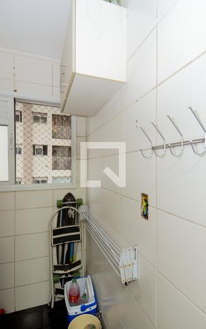 Apartamento para alugar com 47m², 2 quartos e 1 vagaÁrea de Serviço