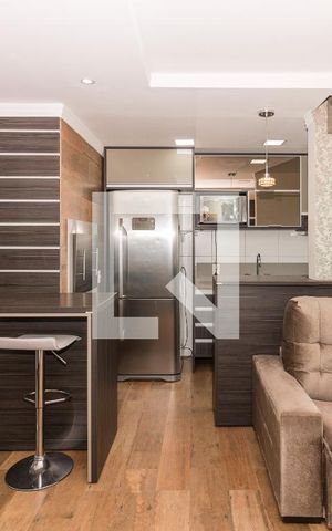 Apartamento à venda com 66m², 2 quartos e 1 vaga Apartamento à venda com 66m², 2 quartos e 1 vagaSala