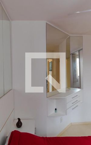 Apartamento à venda com 47m², 2 quartos e 1 vaga Apartamento à venda com 47m², 2 quartos e 1 vagaSuíte
