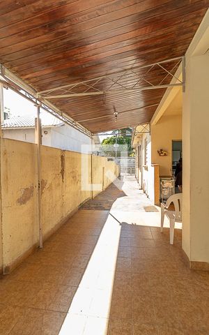 Casa à venda com 150m², 3 quartos e 4 vagas Casa à venda com 150m², 3 quartos e 4 vagasÁrea Externa